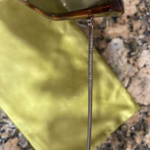 SOLD Gucci - Picture 8 of 16